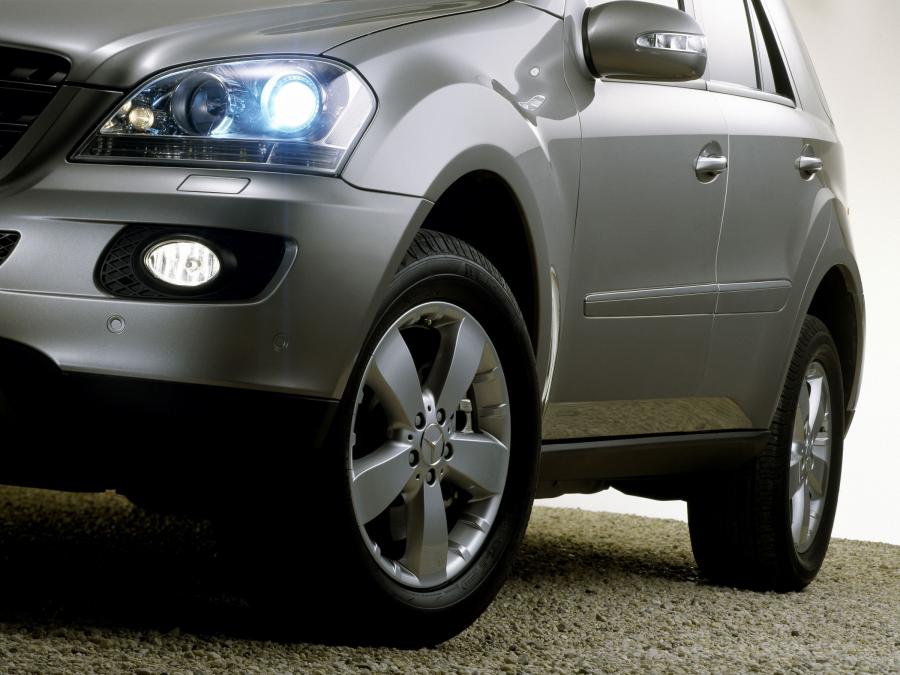  Mercedes-Benz ML-Class 2006 года  (фото 369 из 400)
